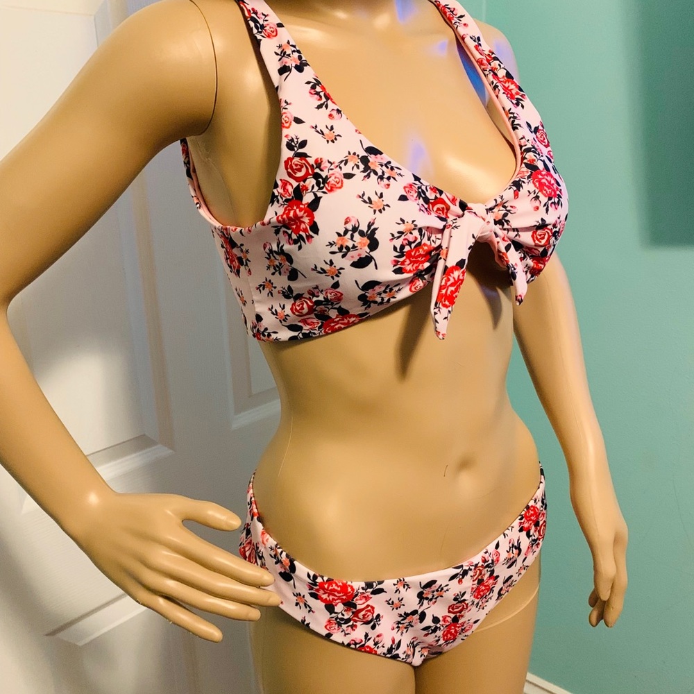Beautiful bikini set